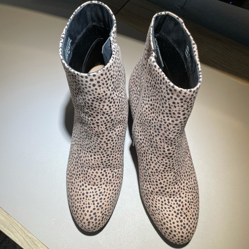 LOFT Polka Dots Zip Up Ankle Boots Booties Heels